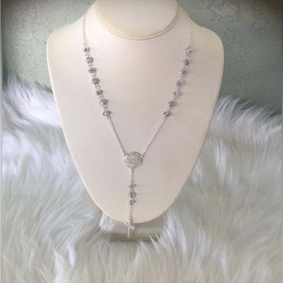 Avon My Blessings cross necklace
New in package never worn - Picture 1 of 14